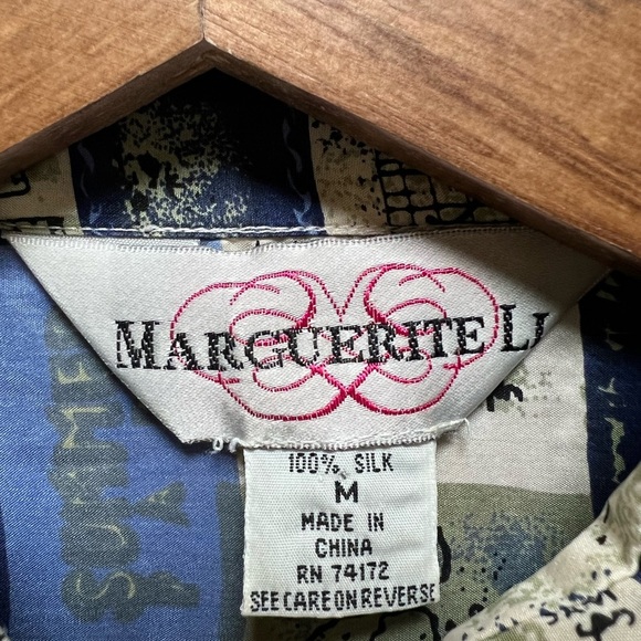 Marguerite Li Vintage Silk Button-down summer blouse size medium - Picture 5 of 5